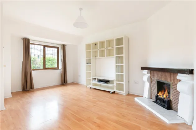 Photo of 87 Mountain View, Crinken Glen, Shankill, Dublin 18, D18 K2R8