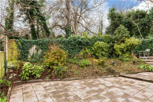 Photo of 87 Mountain View, Crinken Glen, Shankill, Dublin 18, D18 K2R8