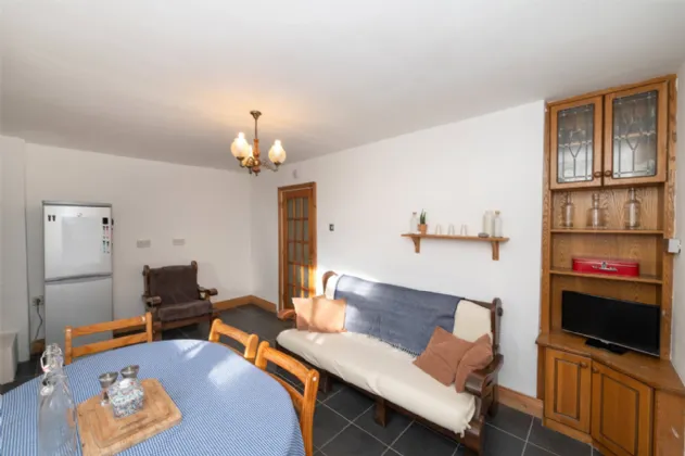 Photo of 33 Ravensdale Road, Mahon, Cork, T12 NXA6