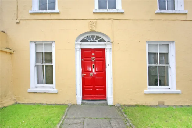 Photo of 73 Wolfe Tone St, Limerick, V94 E24X