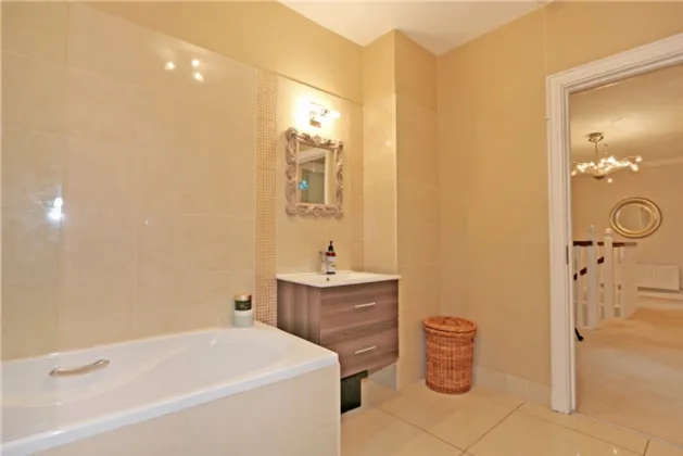 Photo of 18 Caislean Nua, Golf Links Road, Castletroy, Limerick, V94 AK2F