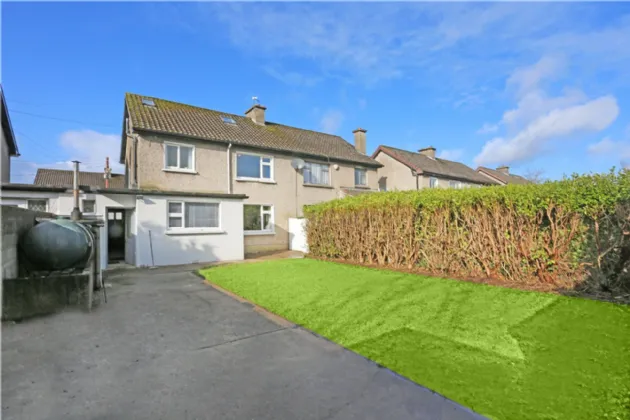 Photo of 18 Aisling Drive, Clareview, Limerick, V94 N6PN