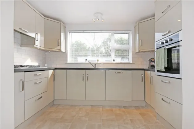 Photo of 18 Aisling Drive, Clareview, Limerick, V94 N6PN