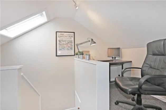 Photo of 18 Aisling Drive, Clareview, Limerick, V94 N6PN