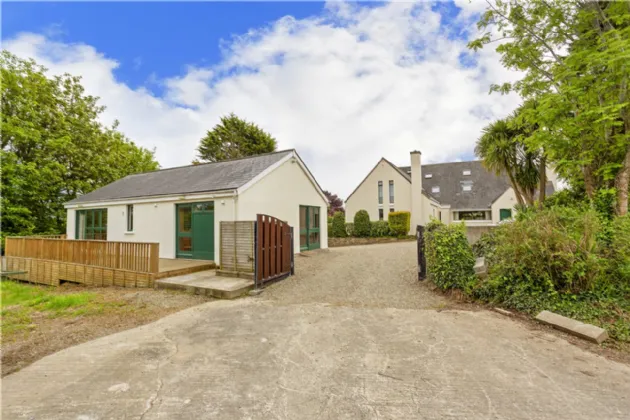 Photo of Camomile, Cullen Lane, Brittas Bay, County Wicklow, A67 CC94