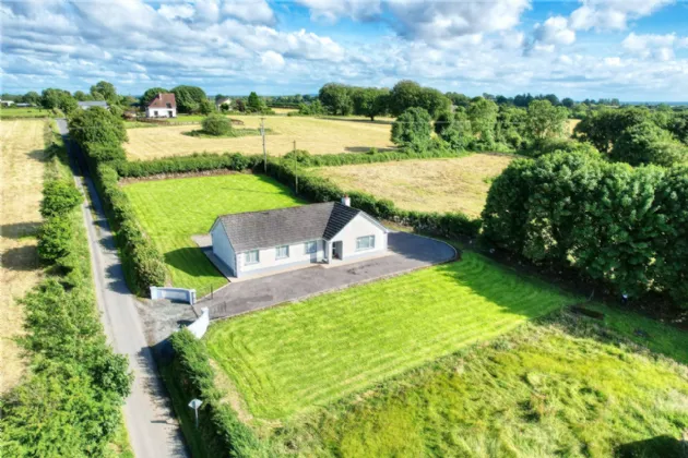 Photo of Cloonaugh, Drumlish, Co. Longford, N39TW02