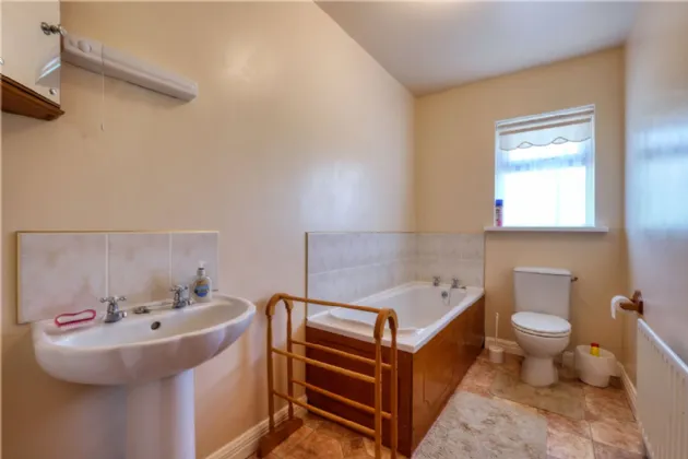 Photo of Cloonaugh, Drumlish, Co. Longford, N39TW02