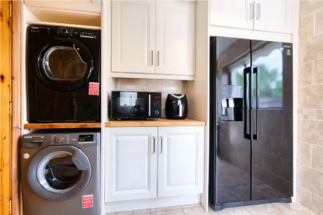 Photo of 9 Railway Court, Newtownforbes, Co. Longford, N39KR76