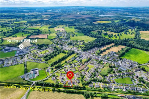 Photo of 9 Railway Court, Newtownforbes, Co. Longford, N39KR76