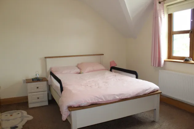 Photo of Royal Oak, Bagenalstown, Co. Carlow, R21P409