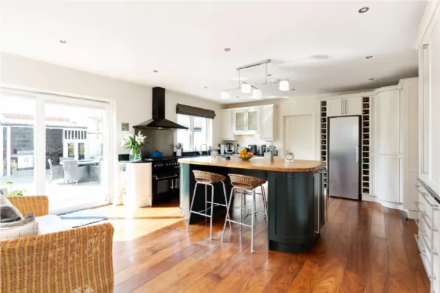 Photo of 18a Glenamuck Cottages, Carrickmines, Dublin 18, D18 E2X9