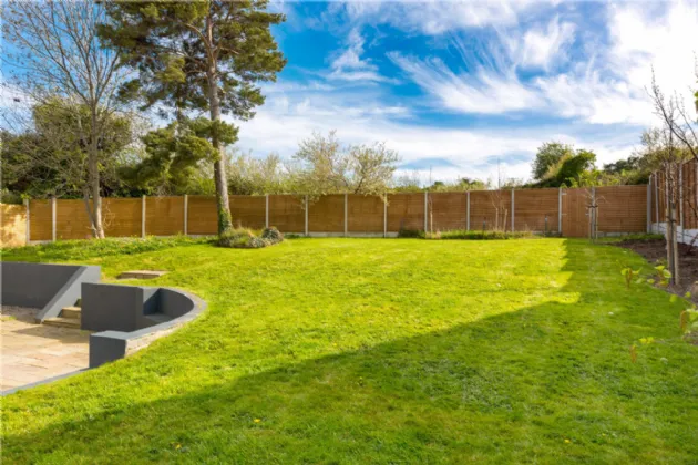 Photo of 18a Glenamuck Cottages, Carrickmines, Dublin 18, D18 E2X9