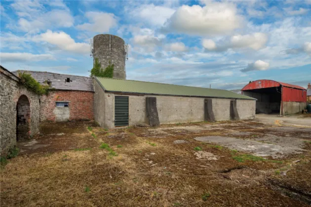 Photo of Marsh Farm Yard, Dublin Road, Mooretown, Dromiskin, Dundalk