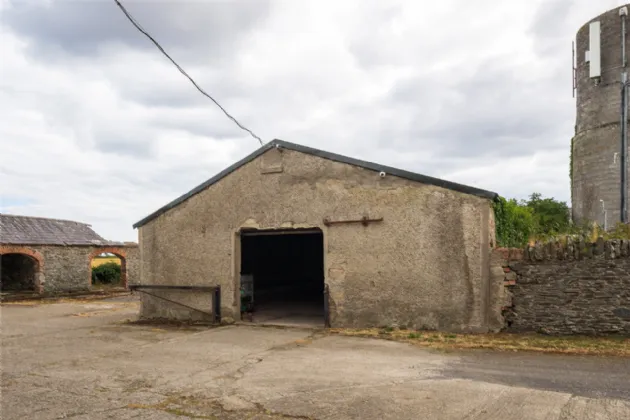 Photo of Marsh Farm Yard, Dublin Road, Mooretown, Dromiskin, Dundalk