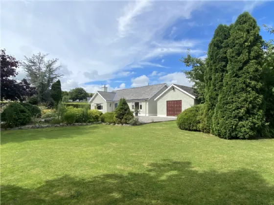 Photo of Knockavardagh, Killenaule, Co Tipperary, E41TN28