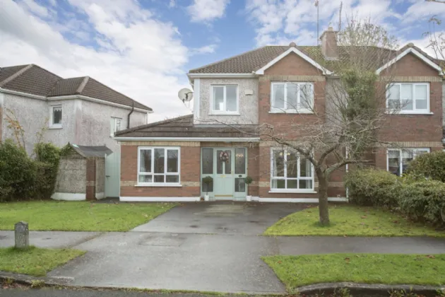 Photo of 32 The Crescent, Lakepoint, Mullingar, Co. Westmeath, N91 D5R3