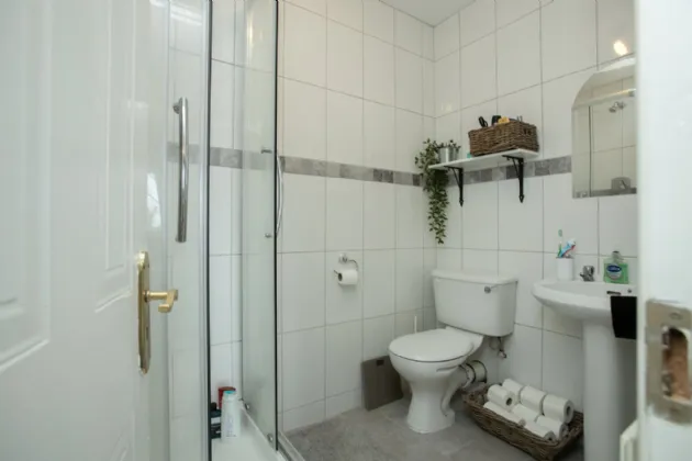 Photo of 32 The Crescent, Lakepoint, Mullingar, Co. Westmeath, N91 D5R3