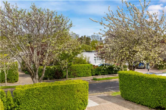 Photo of 46 Ailesbury Grove, Dundrum, Dublin 16, D16 HP40