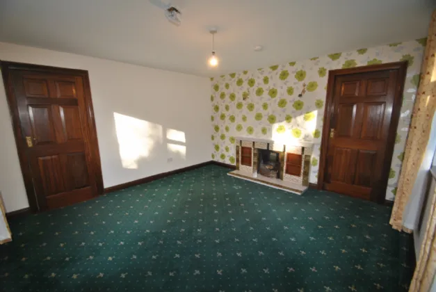 Photo of Montevideo Rd, Roscrea, Co Tipperary, E53 PW67