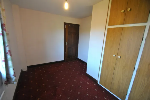 Photo of Montevideo Rd, Roscrea, Co Tipperary, E53 PW67