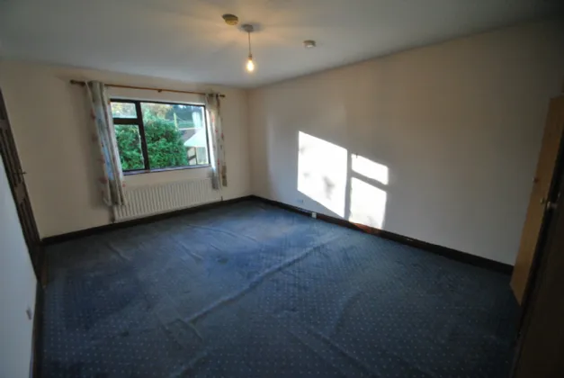 Photo of Montevideo Rd, Roscrea, Co Tipperary, E53 PW67