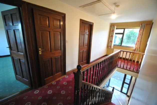 Photo of Montevideo Rd, Roscrea, Co Tipperary, E53 PW67