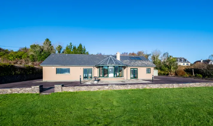 Photo of Iona House, Cappanacush East, Templenoe, Kenmare, Co. Kerry, V93 A523