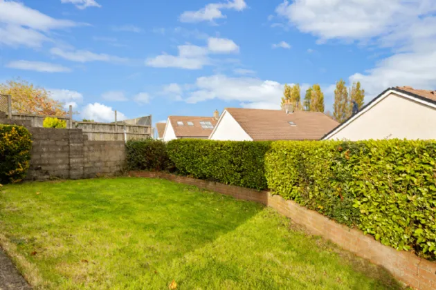 Photo of 28 Cabinteely Crescent, Cabinteely, Dublin 18, D18YH24