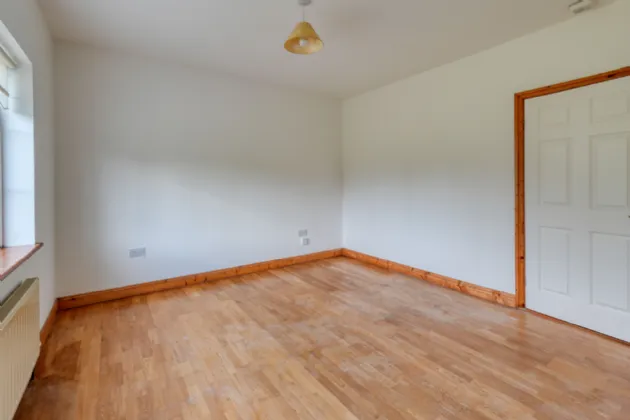 Photo of Chickamauga,, Tinnahinch, Rosenallis, Co. Laois, R32T622