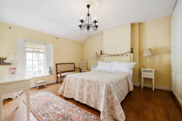 Photo of 1 Barrow Street, Off Grand Canal Street, Dublin 4, D04 R8X0