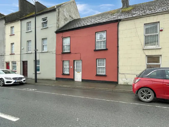 Photo of 8 Upper Sarsfield St, Nenagh, Co. Tipperary