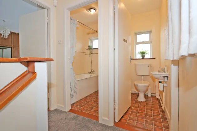 Photo of 18 Owenmore Drive, Raheen, Limerick, V94 HXP4