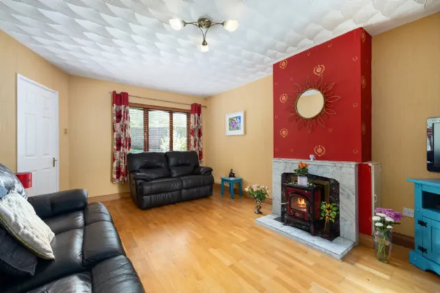 Photo of 44 Dorney Court, Shankill, Dublin 18, D18 W9X9