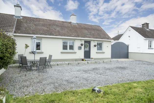 Photo of 16 New Ballinderry, Mullingar, Co. Westmeath, N91 K7W1