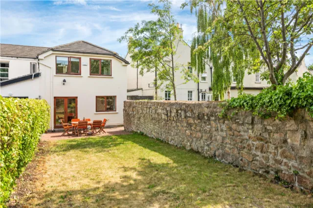 Photo of 41b Carysfort Avenue, Blackrock, Co. Dublin, A94 EY63