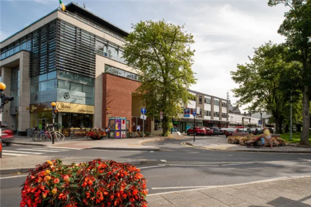 Photo of Multi-Unit Investment, 1-5 Demesne Shopping Centre, Dundalk, Co. Louth, A91 RY16