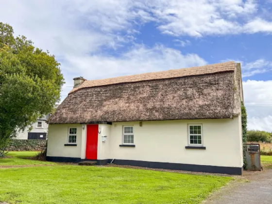 Photo of 1 Holycross Cottages, Holycross, Thurles, Co. Tipperary, E41 EV72