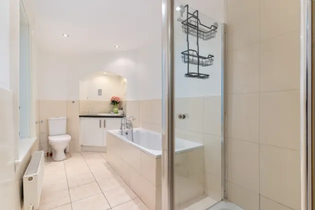 Photo of 18 Albert Place East,, Grand Canal Street, Dublin 2, D02 AH61