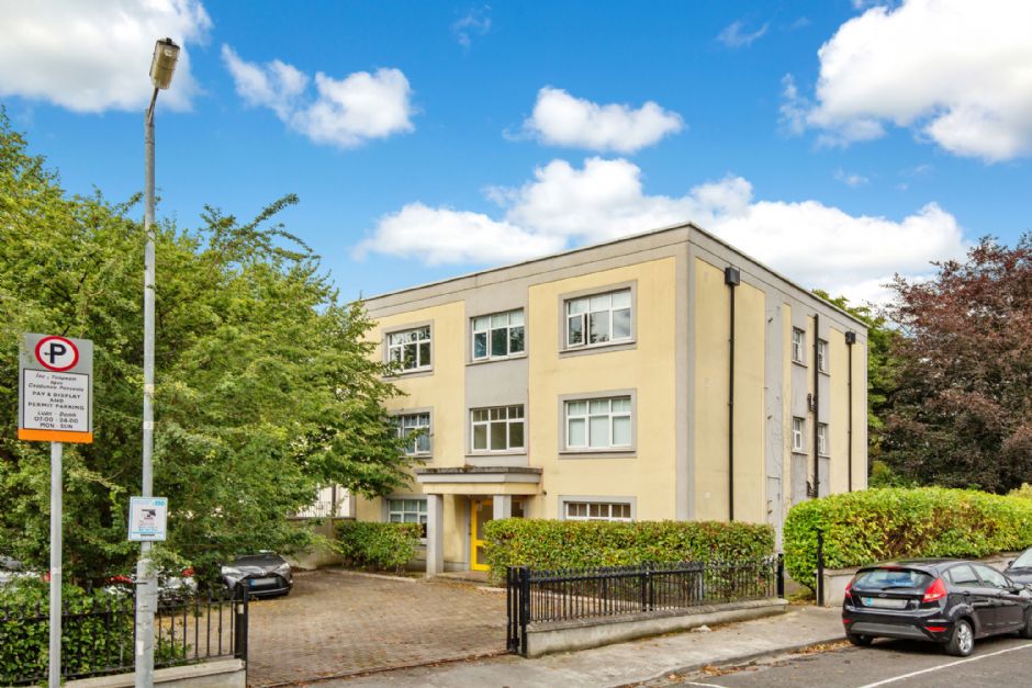 Investment for Sale in Clontarf 16 Winstonville, Charlemont Road