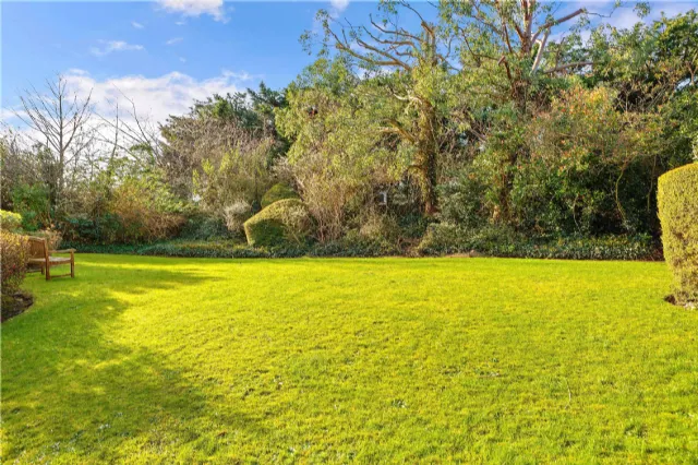 Photo of 14 Alma Court, Alma Road, Monkstown, Co. Dublin, A94 Y6P2