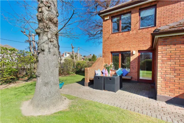 Photo of 1 Cedar Square, Grove Avenue, Blackrock, Co. Dublin