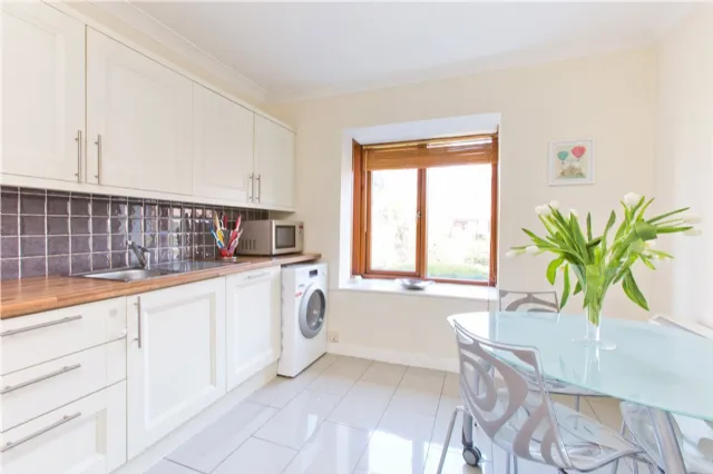 Photo of 1 Cedar Square, Grove Avenue, Blackrock, Co. Dublin