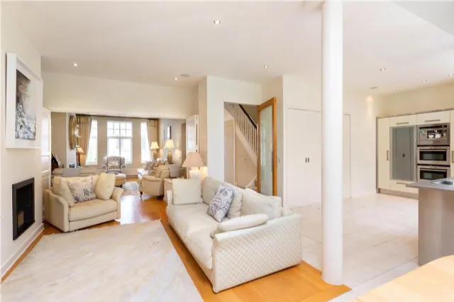 Photo of 8 Frascati Park, Georges Avenue, Blackrock, Co. Dublin, A94 E2T3