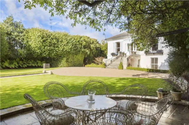 Photo of Innismaan, Queen's Park, Monkstown, Co. Dublin, A94 H4X0