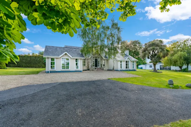 Photo of Caladh House, 3 Rathmichael Haven, Ferndale Road, Rathmichael, Dublin 18, D18 YR62