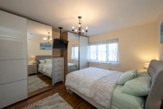 Photo of 15 The Ferns, Classes Lake, Ovens, P31PF76