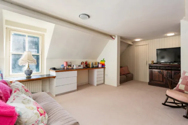 Photo of Trentham, Leopardstown Road, Foxrock, Dublin 18, D18 V2T6