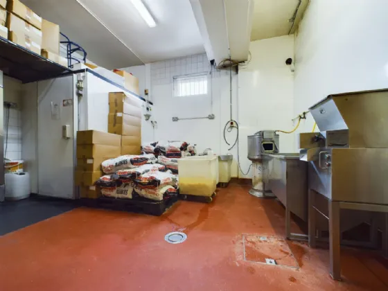 Photo of Doolys Fish And Chips, Park Road, Waterford, X91 W772