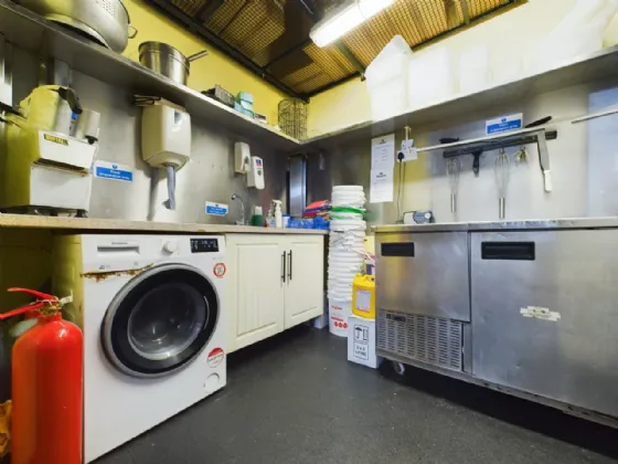 Photo of Doolys Fish And Chips, Park Road, Waterford, X91 W772