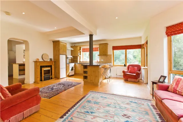 Photo of 16 Woodbine Park, Booterstown, Co. Dublin